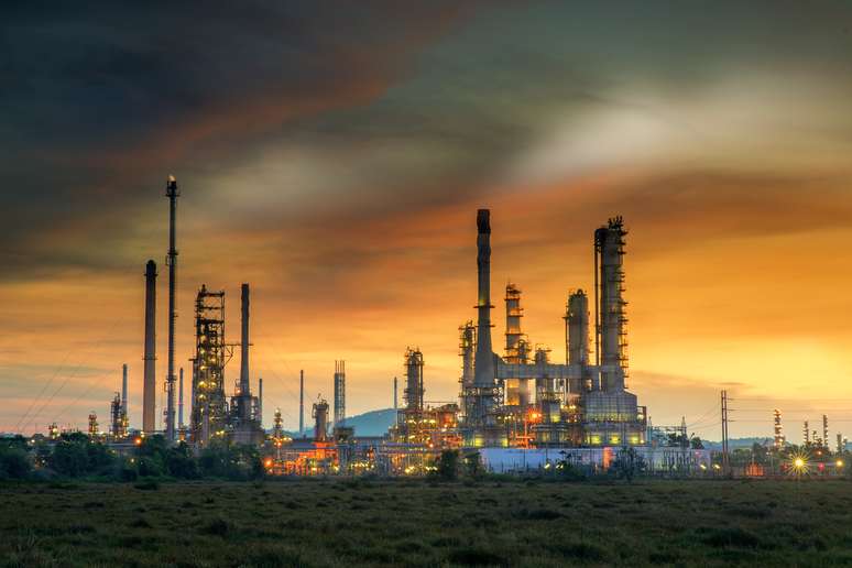 NAICS Code 32411 - Petroleum Refineries