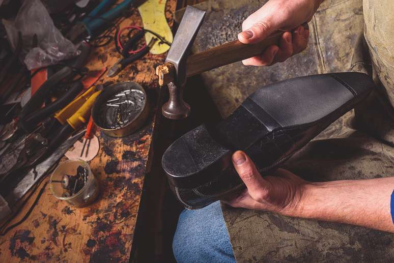 SIC Code 7251 - Shoe Repair Shops and Shoeshine Parlors